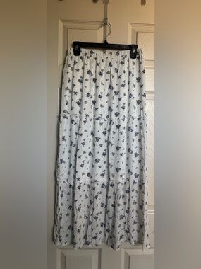 NWT Love Tree White Tiered Maxi Skirt with Blue and Purple Floral Print, Medium